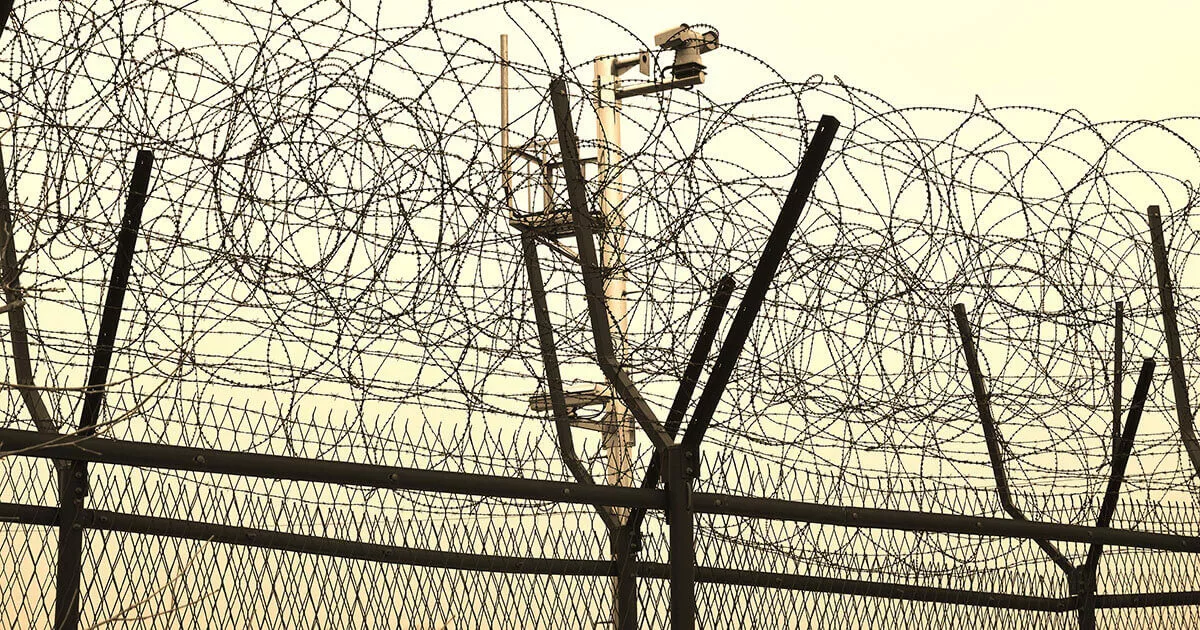 Image: What is a DMZ (Demilitarized zone) in Network Security?